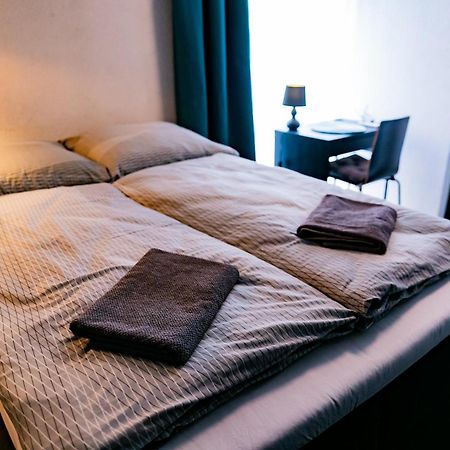 Motel1- A Megfizetheto Luxus! Dunaújváros Extérieur photo