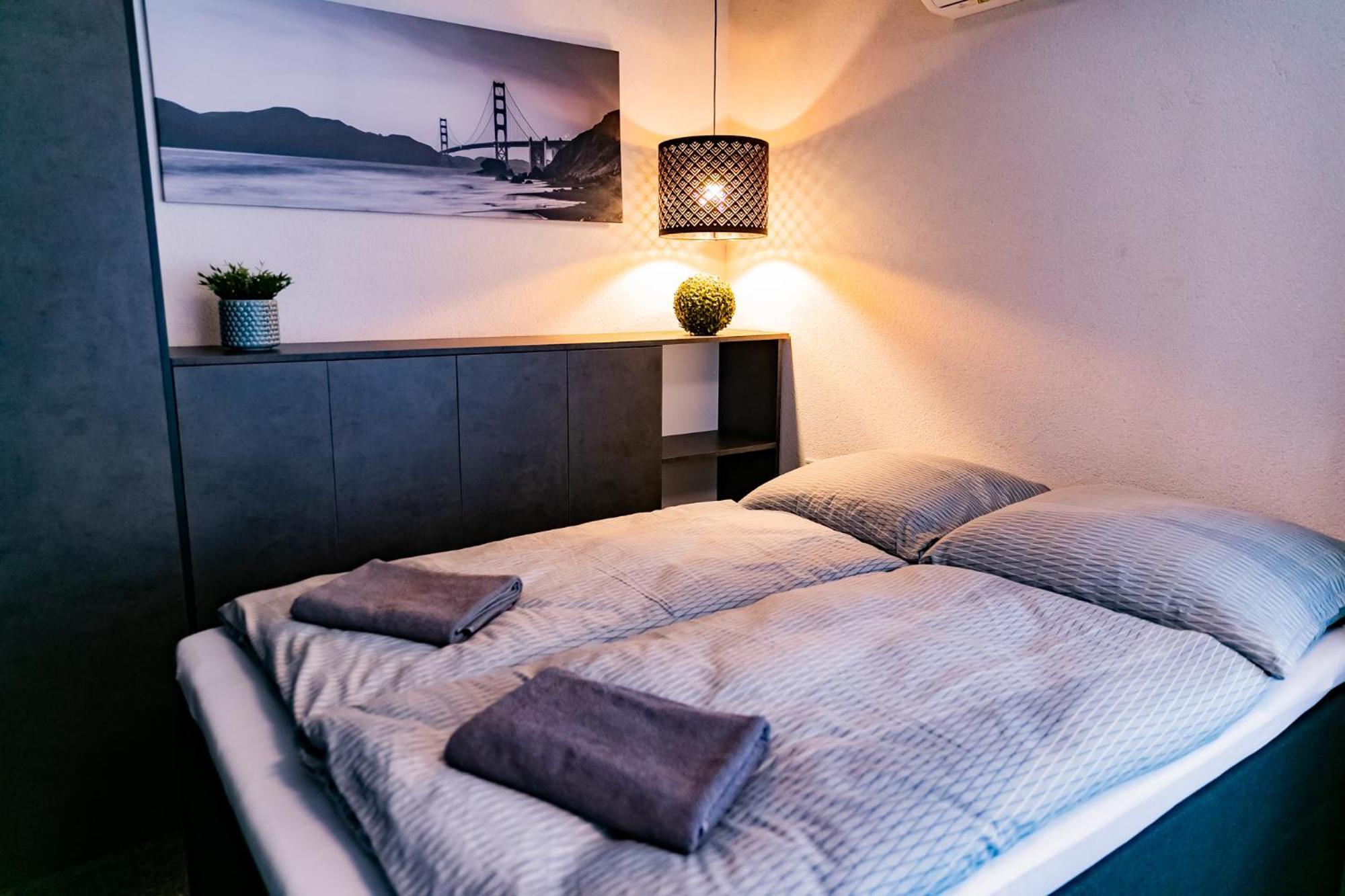 Motel1- A Megfizetheto Luxus! Dunaújváros Extérieur photo