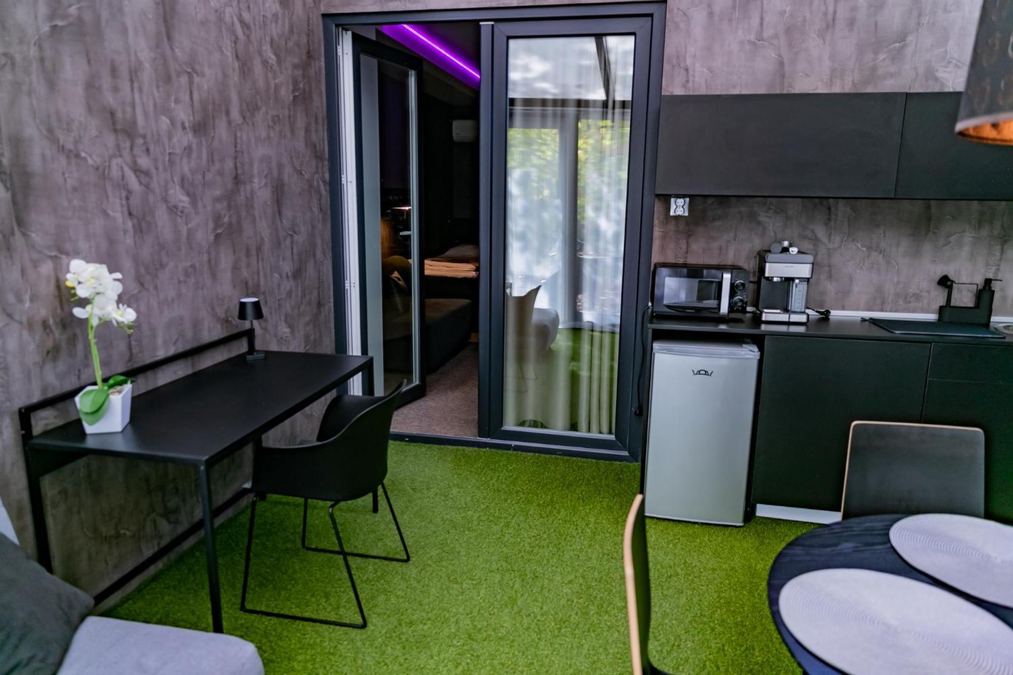 Motel1- A Megfizetheto Luxus! Dunaújváros Extérieur photo