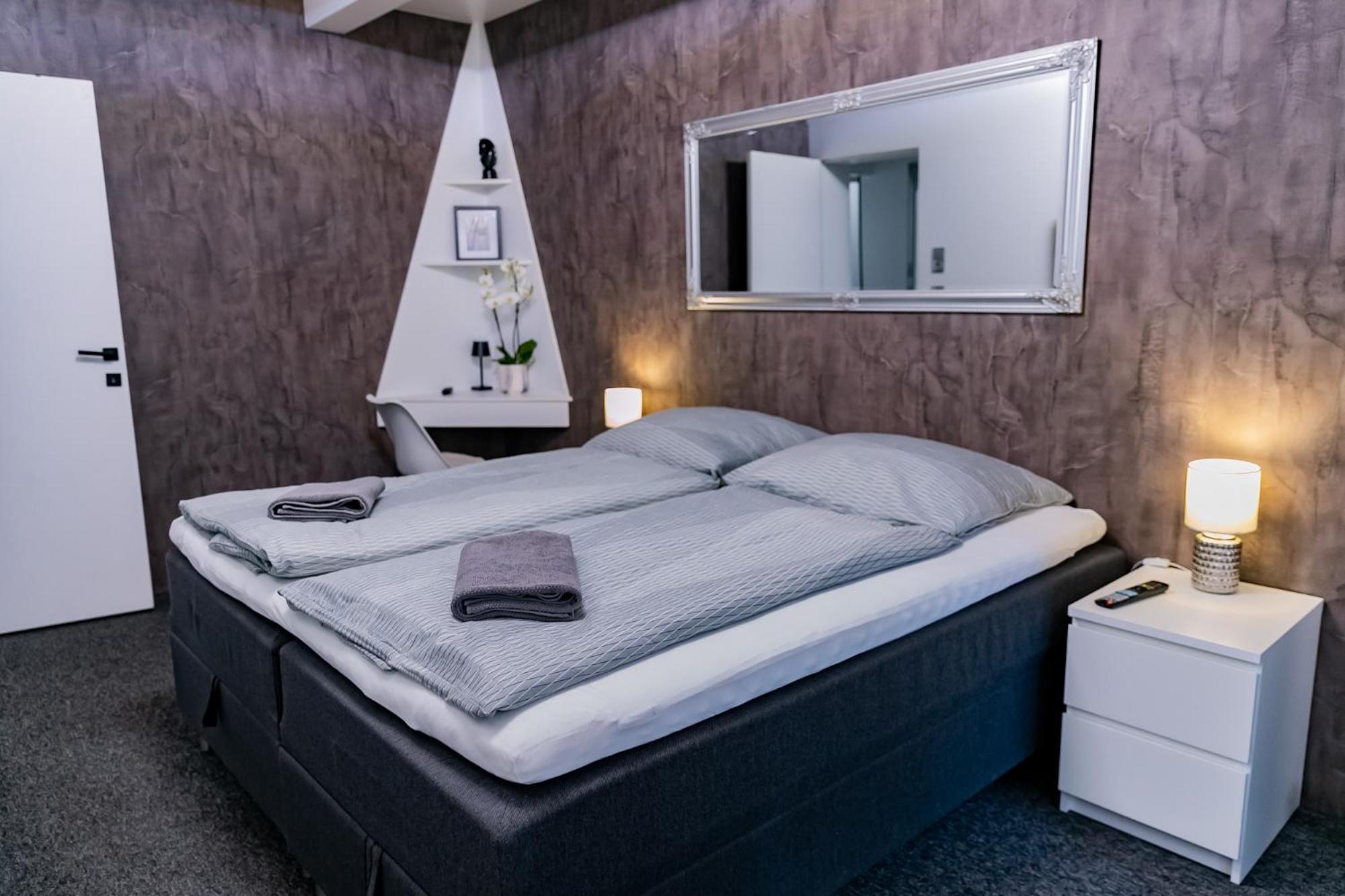 Motel1- A Megfizetheto Luxus! Dunaújváros Extérieur photo