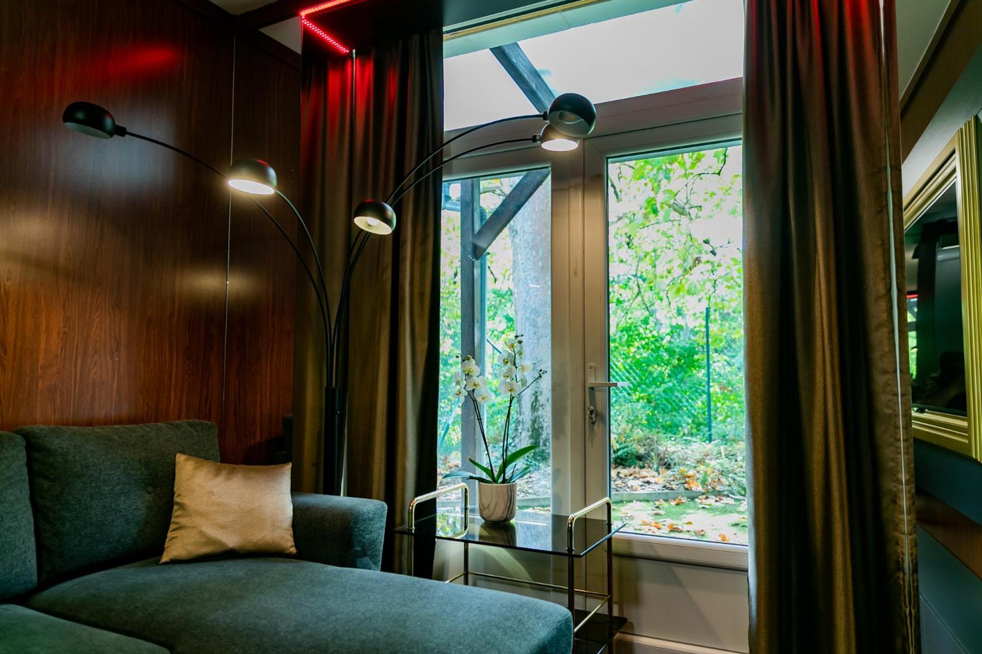 Motel1- A Megfizetheto Luxus! Dunaújváros Extérieur photo